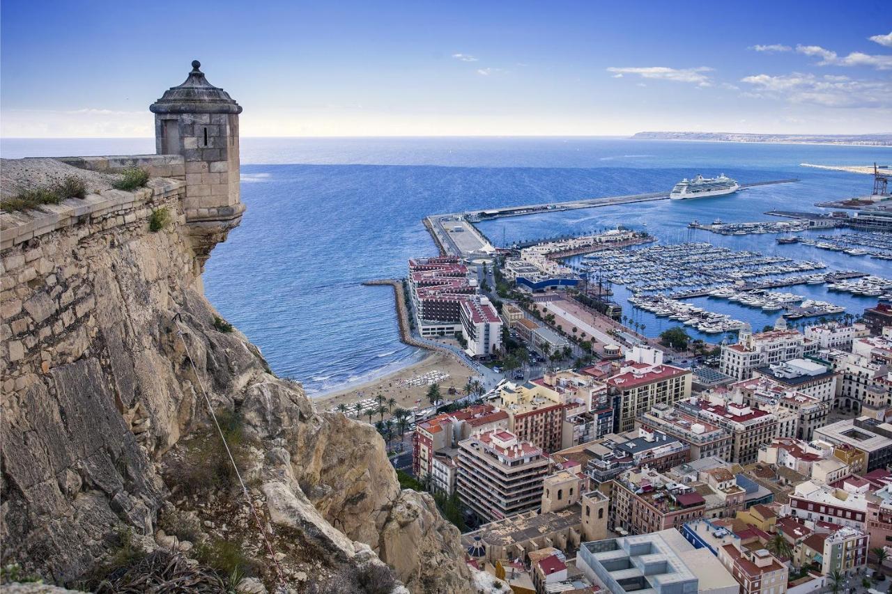Perfect Apartment Near The Beach Alicante Bagian luar foto